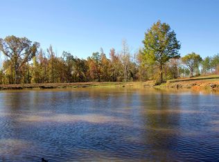 1050 Clifft Rd, Bolivar, TN 38008