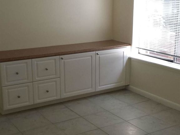 20141030182212471184000000-o