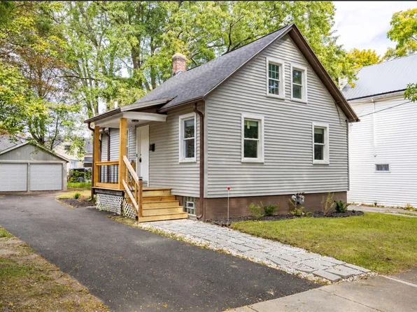 202 Pennsylvania Ave, Rochester, NY 14609