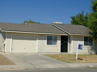 856 Laker Ln, Fowler, CA 93625
