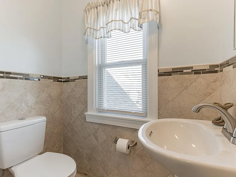 26 S 32nd Ave #AUGUST LONGPORT COTT — Photo 25