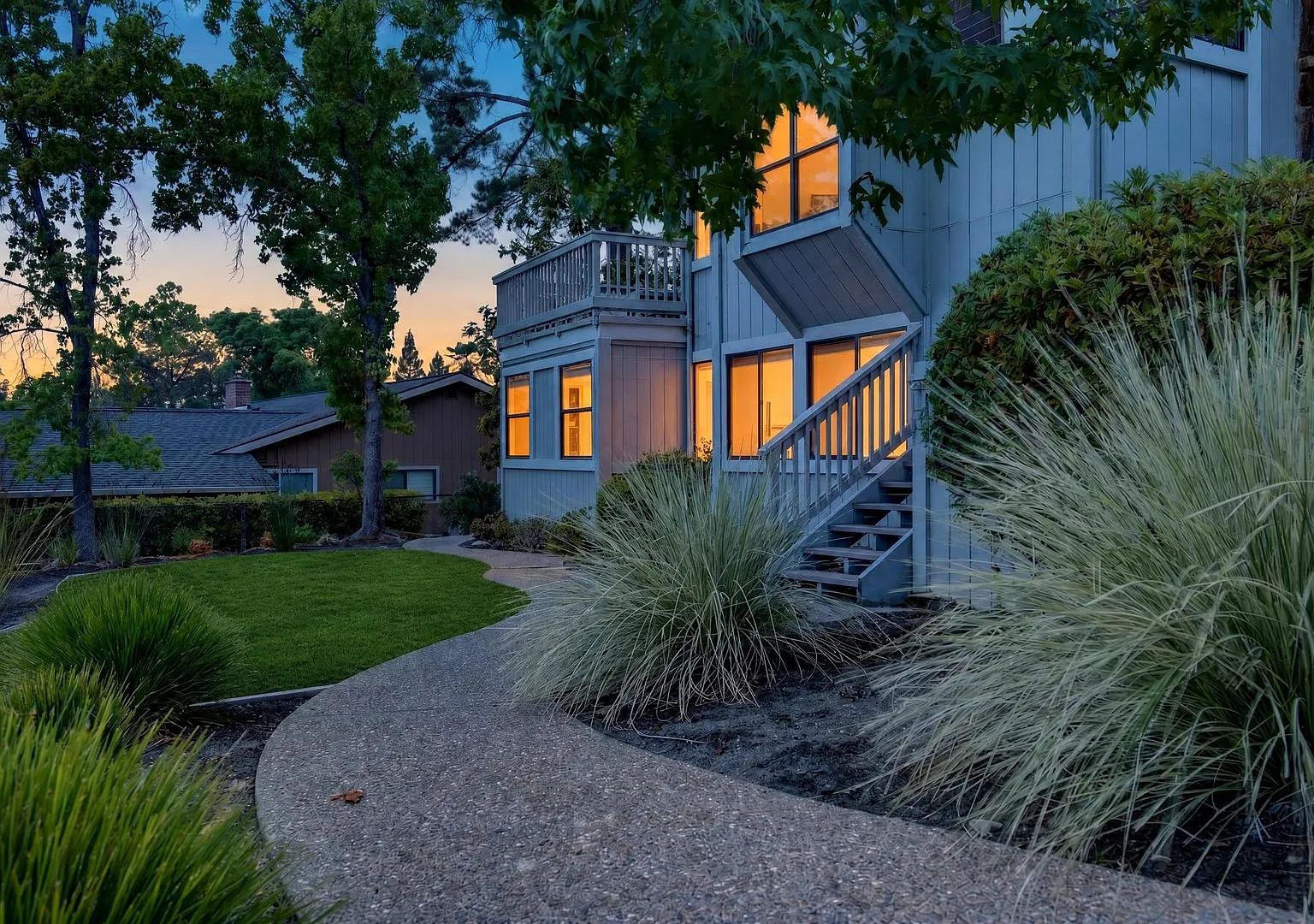 Must See Spacious Alamo 4BR Home with Remodeled Baths & Expansive Yard Monte Vista Schools! — Photo 3