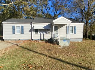 835 Champion St, Henderson, NC 27536