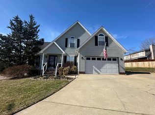 114 Forest Dr, Ona, WV 25545