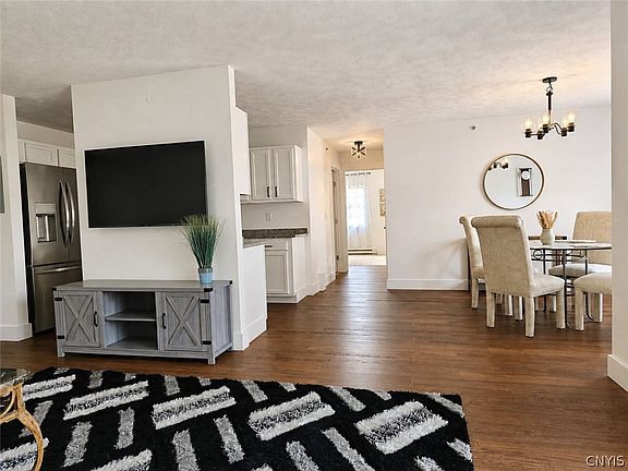 5th image of 1403 Landrush Way