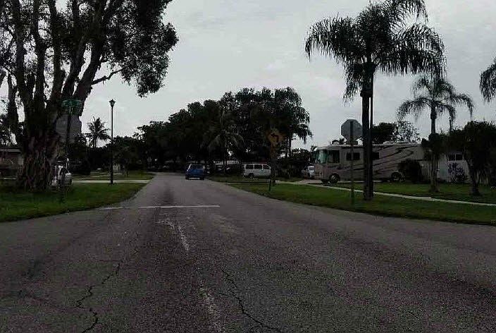 2nd image of 618 W 65th Dr