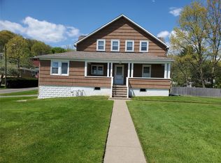 25 Miriam St, Johnson city, NY 13790