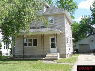 47 Date St, Easton, MN 56025