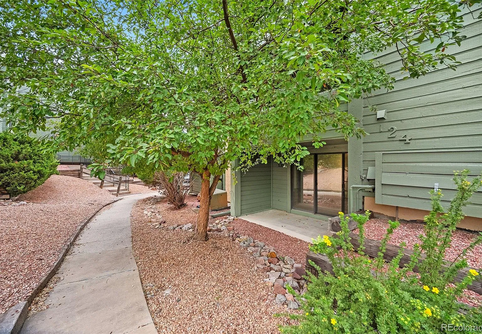 1 bed, 792 sqft, $1,295 — Photo 4
