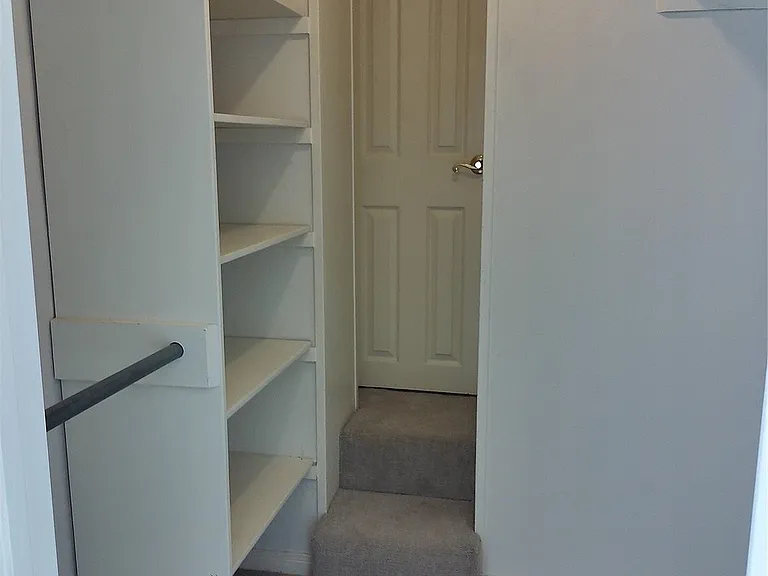 525 Northwood Hills Dr — Photo 30