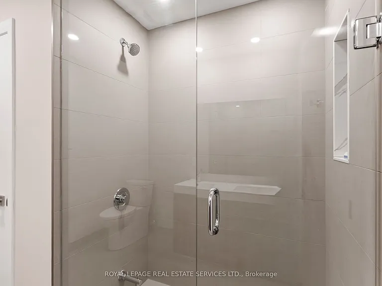 195 Hunter St E #610 — Photo 11
