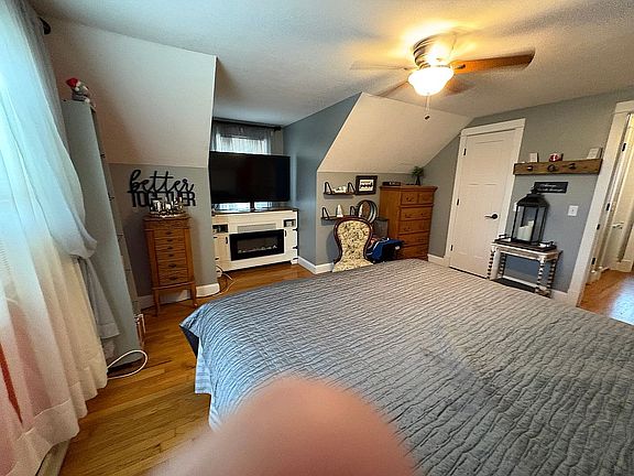 5th image of 726 N 13th St