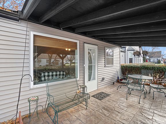 5th image of 4858 W 91st Pl