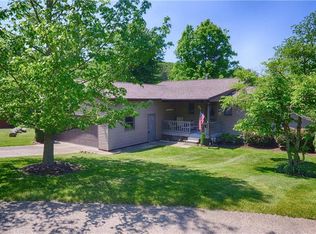 9451 Lakewood Dr NE, Mineral City, OH