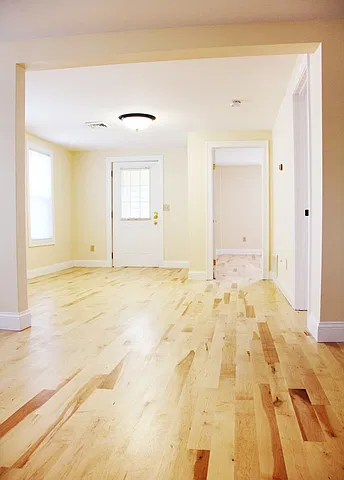 22 Cedar St, Burlington, VT | Renovated 2 Bedroom House Near UVM & Downtown | June 2027 — Photo 1