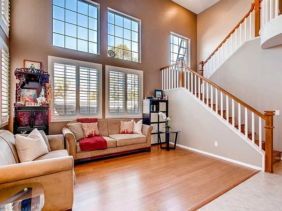 4th image of 1093 Tesoro Ave