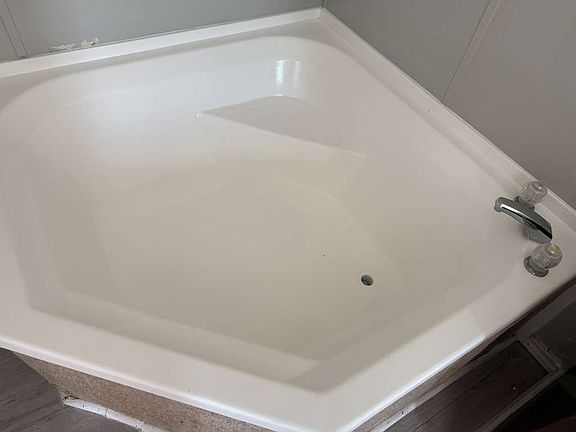 4th image of 1510 Reef Dr
