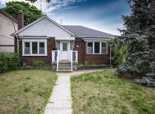 127 Randolph Rd, Toronto, ON M4G 3S3