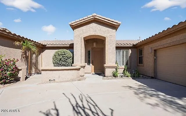 7742 E Los Gatos Dr — Photo 1