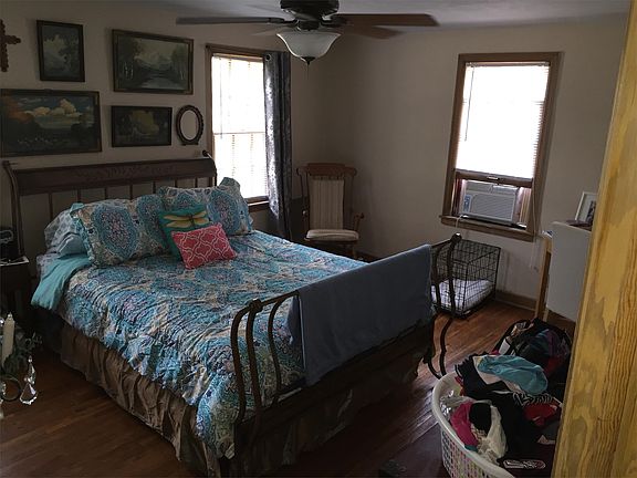 4th image of 536 16th Ave N #538538