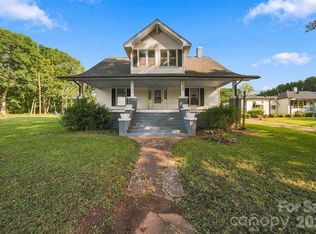 3140 W Main St, Claremont, NC 28610