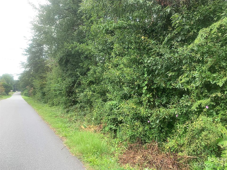 1st image of Maryland Dr