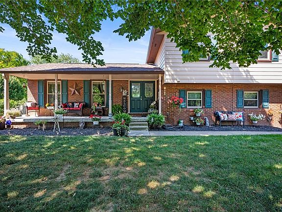 4th image of 831 Glen Echo Dr