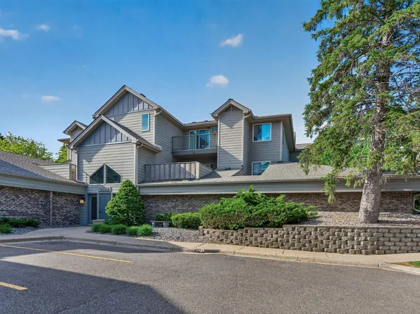 2160 Ridge Dr APT 38, Saint Louis Park, MN 55416