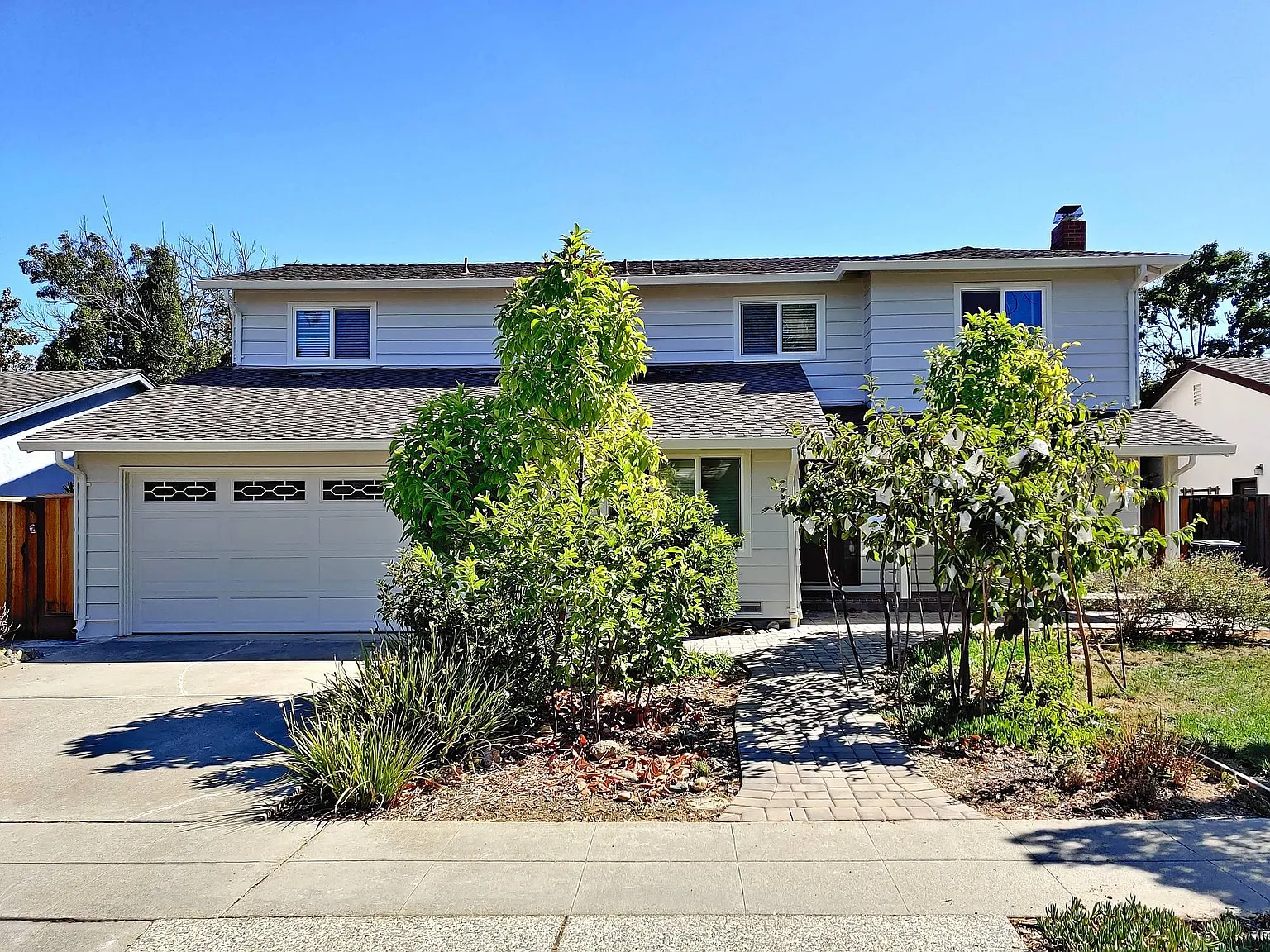 916 Providence Ct photo 1
