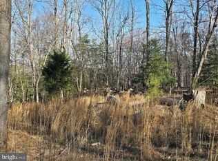 97 Angler Ln, Montross, VA 22520