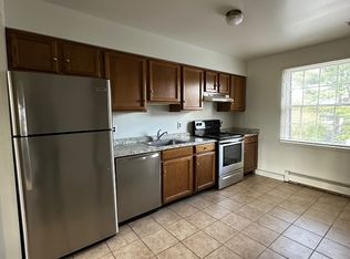 101 E Clayton Ave, Clayton, NJ 08312