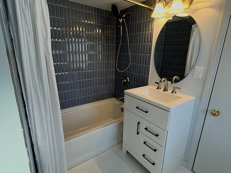 23761 N Cottage Rd #2 — Photo 3