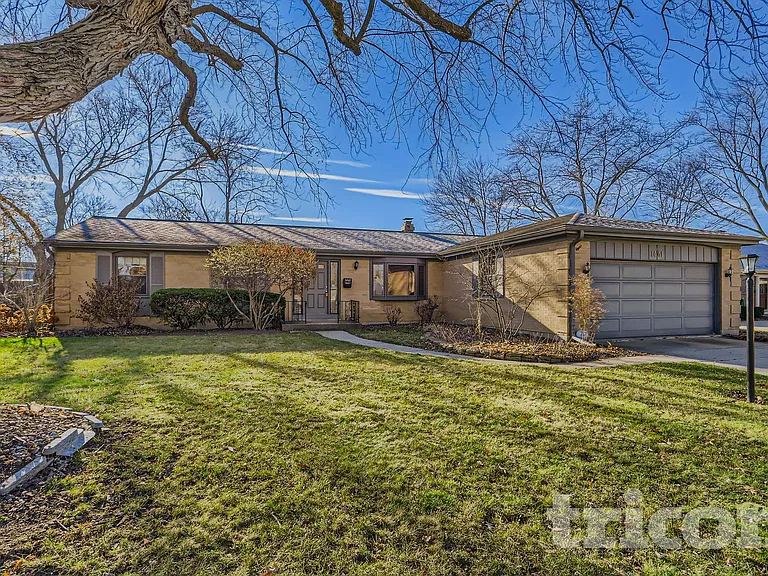 1441 Maple Ln — Photo 18
