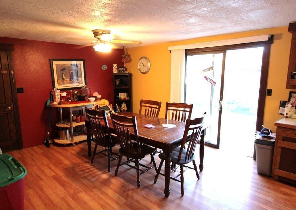 Eat in Kitchen