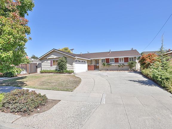 2nd image of 908 Rose Blossom Dr