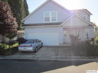 3940 Holt Loop NE, Salem, OR 97305
