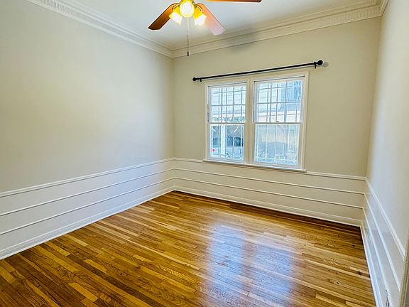 3rd image of 331 N Hayworth Ave #333