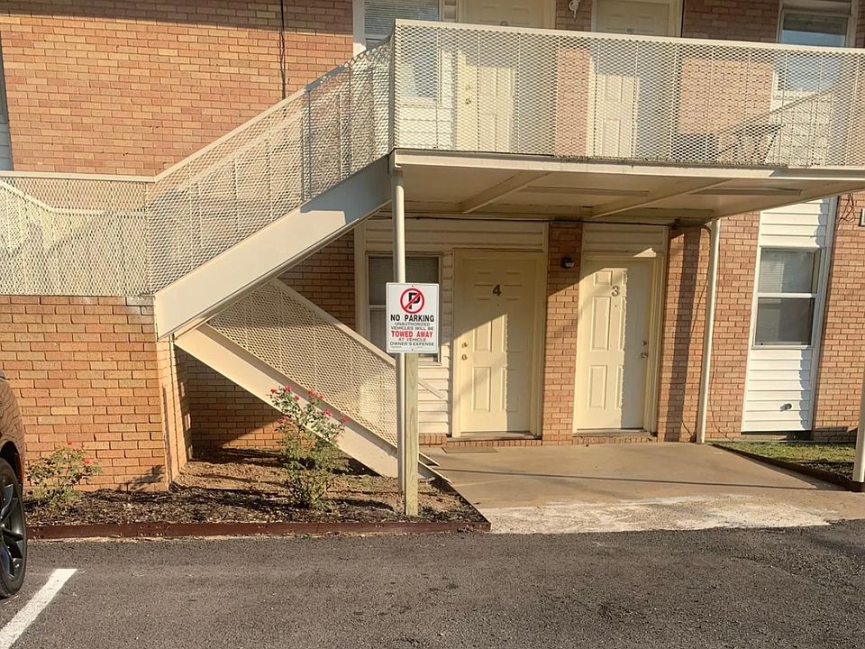 1st image of 701 W Grove Ave
