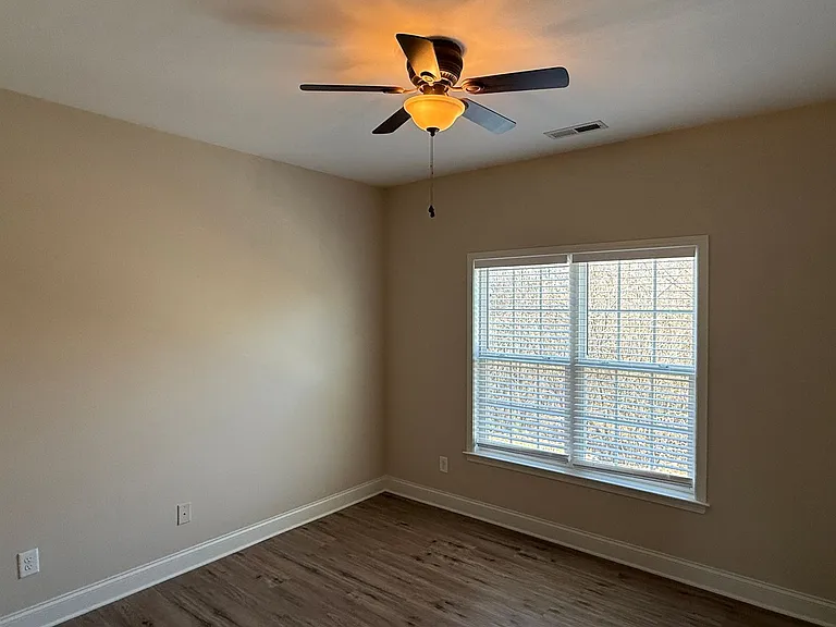 371 Beacon St NW — Photo 13