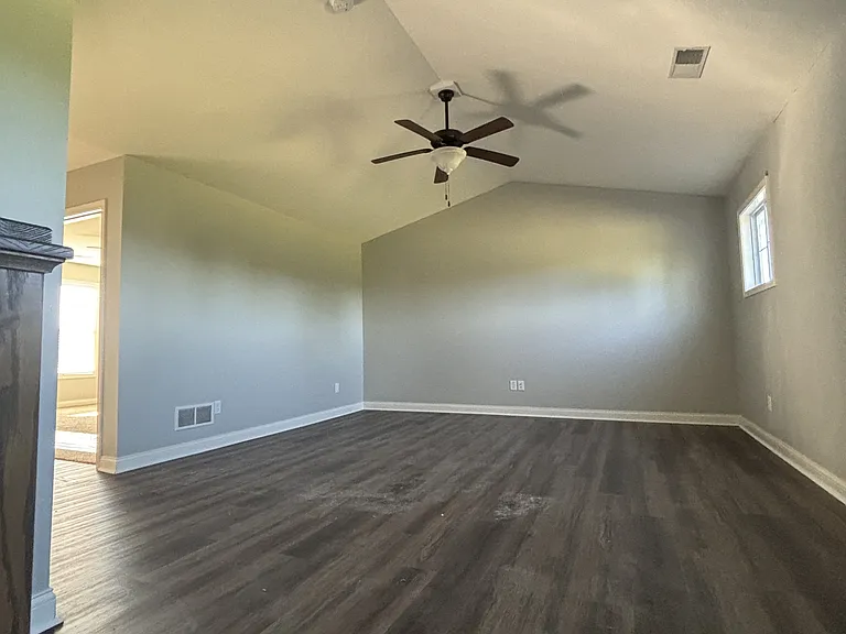 Loft area upstairs.