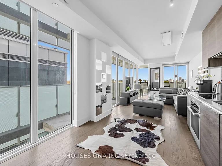 200 Bloor St W #2109 — Photo 7