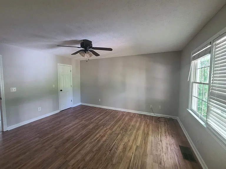 127 Welcome Wood Dr — Photo 14