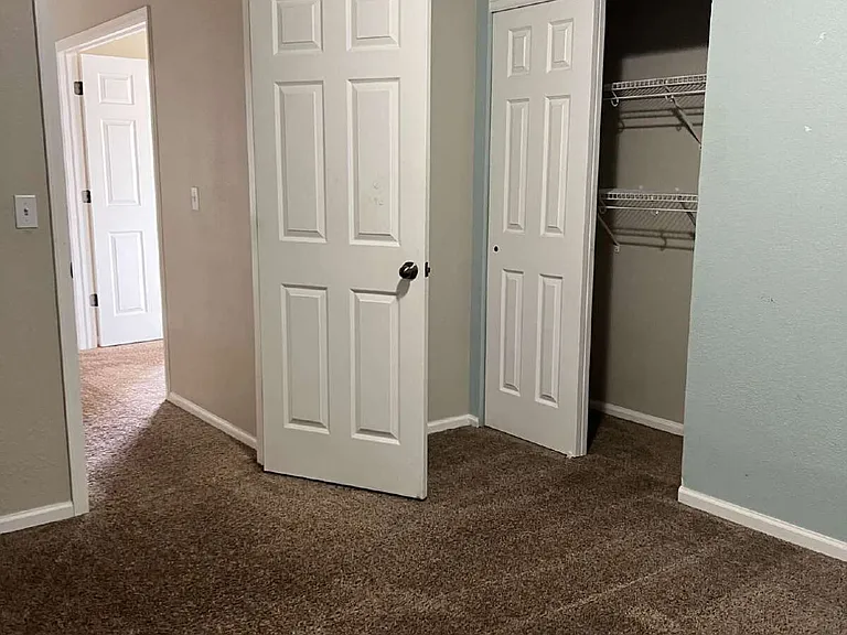 1404 Sunny Hill Dr — Photo 5