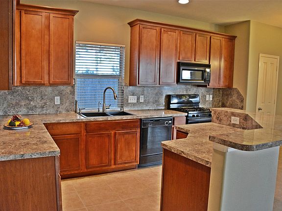 5th image of 12802 Mills Trail Ln
