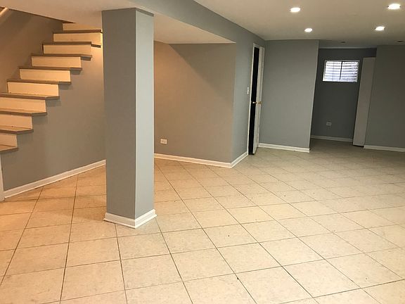 5th image of 5801 W Andover Dr