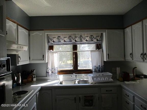 4th image of 107 Washington St SE