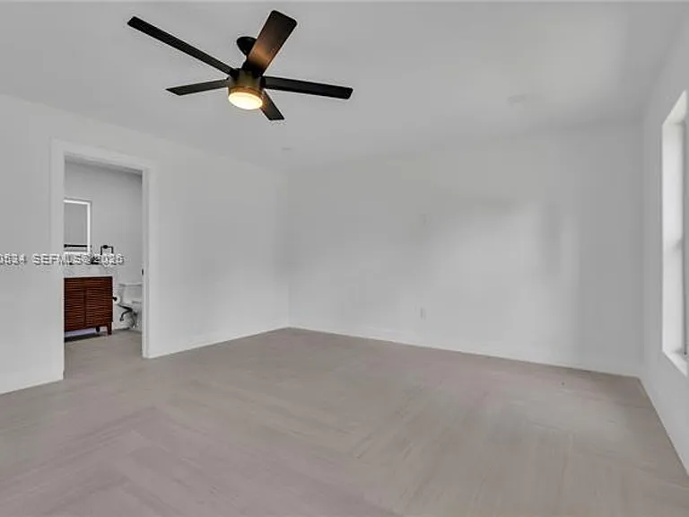 17680 SW 54th St #17680 — Photo 12