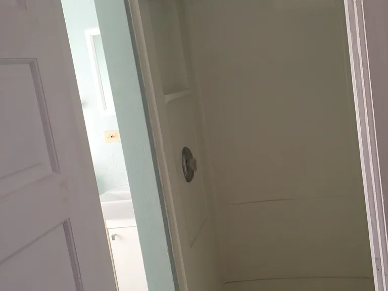 4720 Vine St #3 — Photo 5