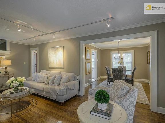 3rd image of 6535 Edgevale Rd