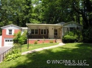 1505 Carleton Ter, Hendersonville, NC 28791